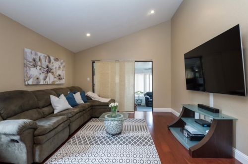 42 Vista Ct, South San Francisco CA  94080-5552 exterior