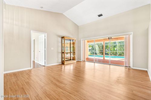 1026 Blossom Dr, Sebastian FL  32958-5110 exterior