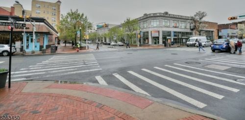 515 Bloomfield Ave, Montclair NJ  07042-3413 exterior