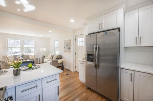 40 Oak St, Lincoln Park NJ  07035-2434 exterior