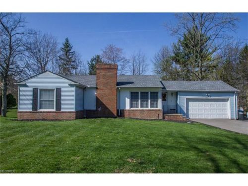 5619 Sprague Rd, Cleveland, OH 44131-6037
