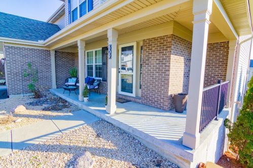 609 Wood Bluff Ln, New Haven, OH 45030-4906