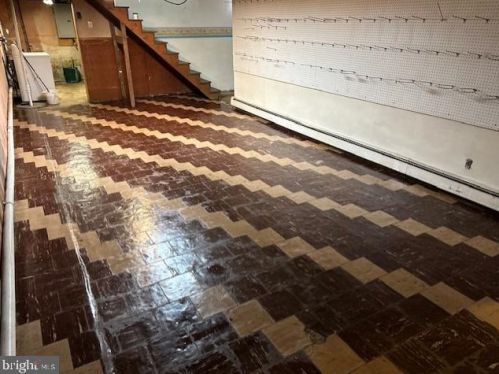 300 Highland Ter, Holmes PA  19043-1310 exterior