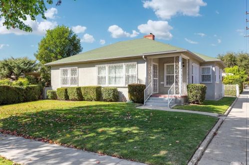 401 Myrtle St, Glendale, CA 91203-2113