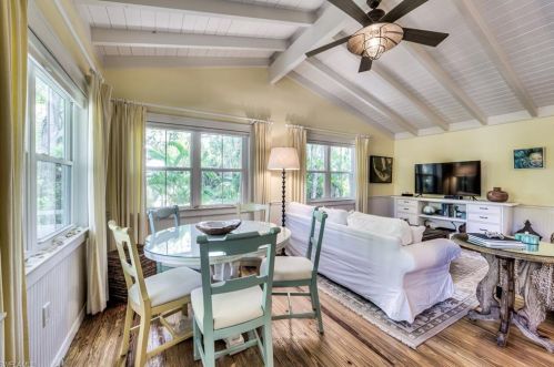 966 Fitzhugh St, Sanibel FL  33957-4520 exterior