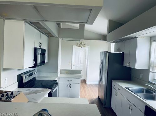 834 Sunrise Blvd, Lehigh Acres FL  33974-9717 exterior