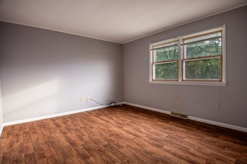 437 Line St, Hermitage PA  16150-1208 exterior