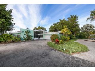 285 Green Dolphin Dr, Placida FL  33946-2236 exterior
