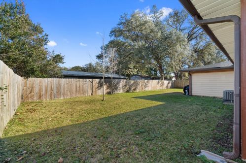 62 11 St, Shalimar FL  32579-1543 exterior