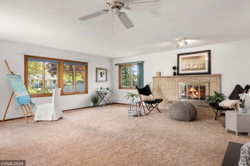 501 100th St, Minneapolis, MN 55420-5033