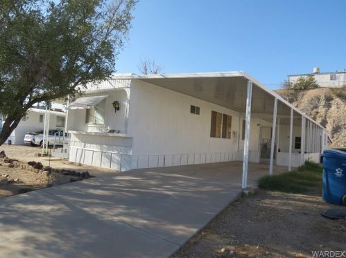 919 Swan Dr, Bullhead City, AZ 86442-5811