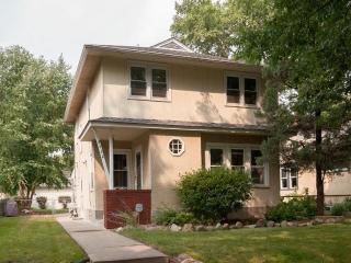 3532 39th Ave, Minneapolis, MN 55406-2837