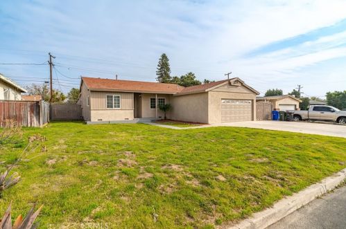 691 Date Ave, Rialto CA  92376-7006 exterior