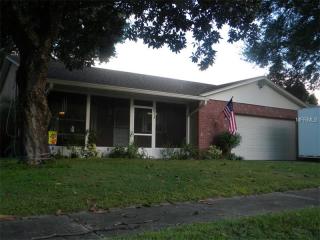 2614 Tulip Tree Cir, Seffner, FL 33584-5876