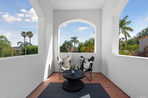 24215 Park Granada, Calabasas CA  91302-2530 exterior