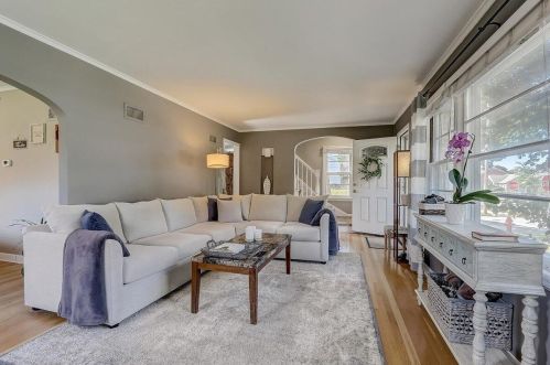 2800 86th St, Milwaukee WI  53222-4724 exterior