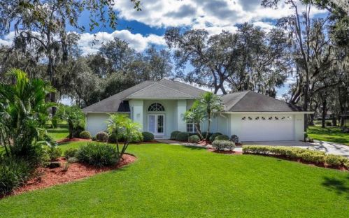 6012 Strafford Oaks Dr, Sebring FL  33875-4779 exterior