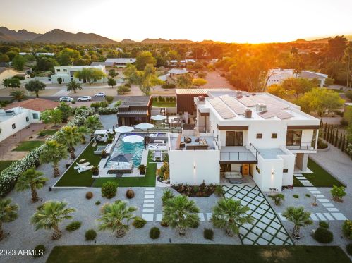 10019 57th St, Scottsdale AZ  85253-1137 exterior