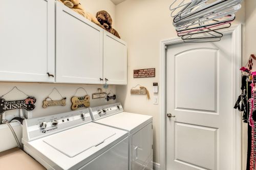 725 Beard Ave, Sebastian FL  32958-4811 exterior