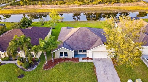 8051 Liriope Loop, Lehigh Acres, FL 33972-7545