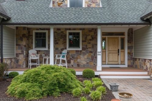 37 Van Lieus Rd, East Amwell Township NJ  08551-1314 exterior