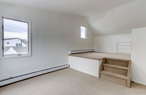 295 Herbert Pl, Bethpage NY  11714-4713 exterior