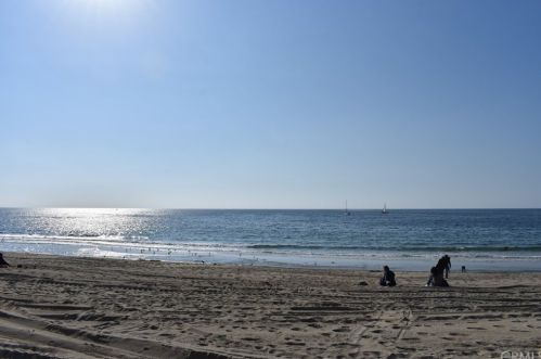 700 Esplanade, Redondo Beach CA  90277-4624 exterior