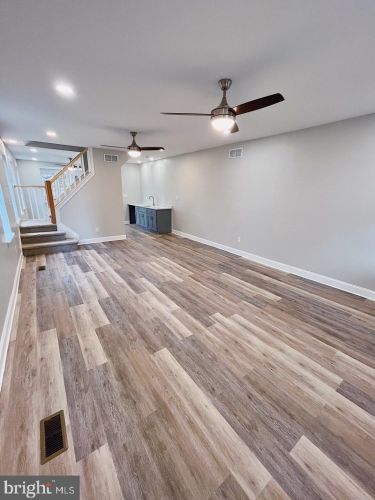 1003 Rodney St, Wilmington, DE 19805-4539
