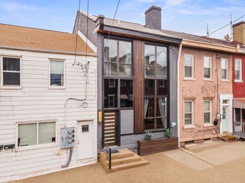 131 44th St, Pittsburgh PA  15201-3037 exterior