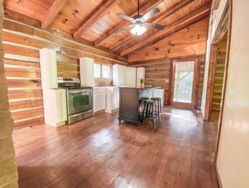 16443 Pleasant Ridge Rd, Laurelville, OH 43135-9203