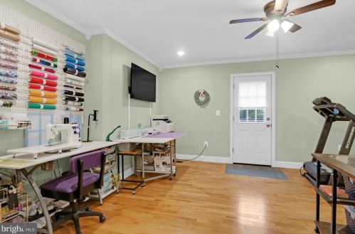 525 Park Blvd, Tavistock NJ  08033-2938 exterior