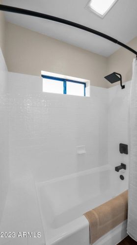 16012 10th St, Phoenix AZ  85022-3100 exterior