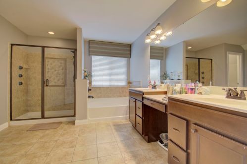 8657 Marais Dr, Hamilton KY  41091-8716 exterior