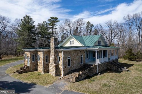 390 Forest Hills Dr, Richmond National Battlefiel VA  22835-9107 exterior