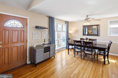 2208 Bradmoor Rd, Wilmington, DE 19803-3019