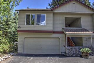 10105 Pine Cone Rd, Truckee, CA 96161-1944