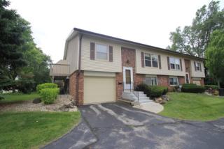 10220 Parkedge Cir, Hales Corners, WI 53132-1234