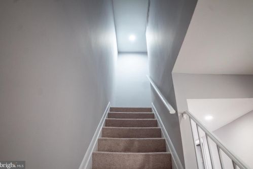 14796 Tamarack Pl, Woodbridge VA  22191-3136 exterior