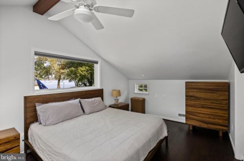 116 Howard St, Riverton NJ  08077-1328 exterior