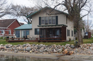20881 Lakeshore Dr, Sedan, MN 56334-5062