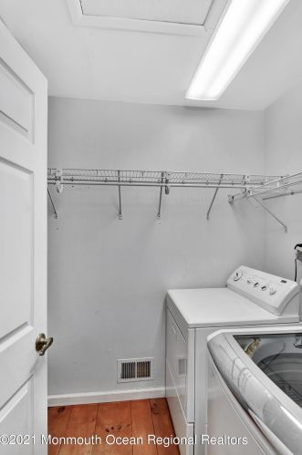 166 Primrose Ln, East Freehold NJ  07728-4077 exterior