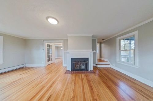 35 Riverview Rd, Rocky Hill CT  06067-1569 exterior