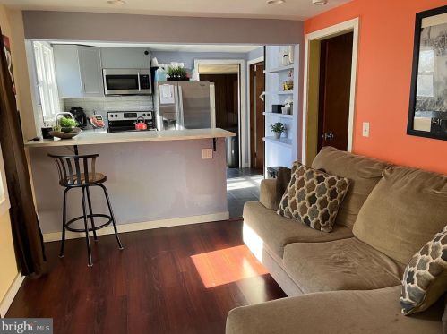 2112 Wharton Ave, Boothwyn, PA 19061-3841
