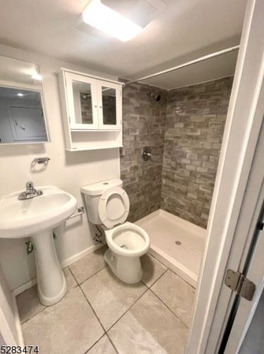 134 Gilbert Ave, Elmwood Park NJ  07407-1650 exterior