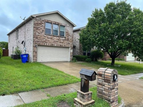 1640 Princess Ln, Frisco, TX 75034-8715
