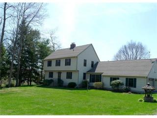 99 Bridle Path Rd, Southbury CT  06488-2436 exterior