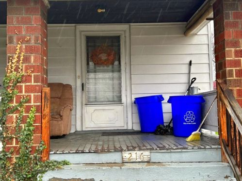 216 Sheridan Ave, New Castle, PA 16105-2561