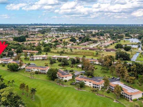 100 Winding Way, Naples, FL 34112-5219