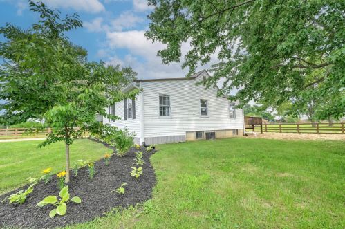 1603 Somerlot Hoffman Rd, Marion, OH 43302-8812