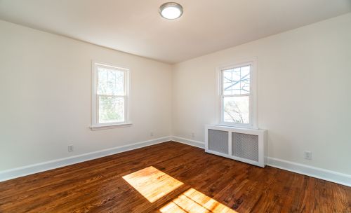 2403 Nichols Ave, Stratford CT  06614-1720 exterior